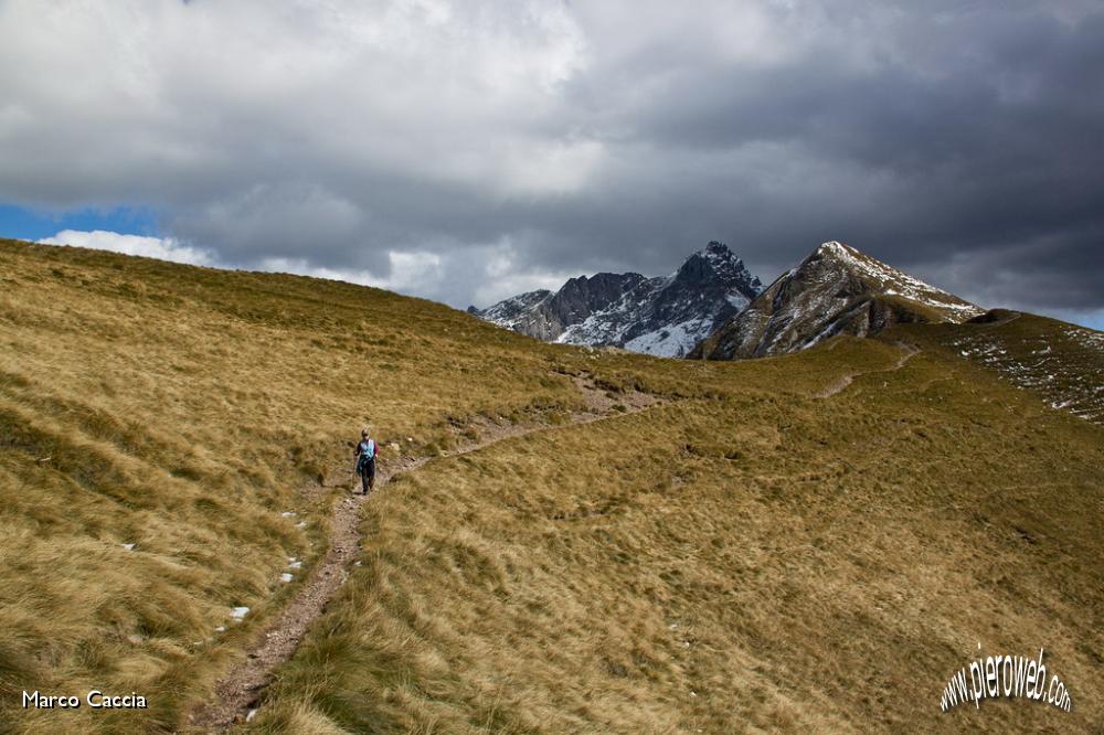 40_Si addensano le nuvole.JPG